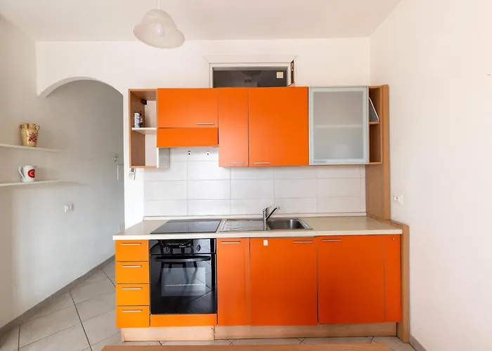 Terrazza Vista Mare, Posteggio, Arie Dir カステルサルド